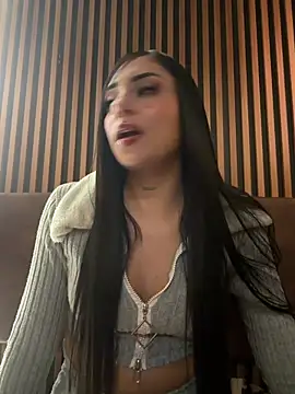LilacNoir stripchat live cam model