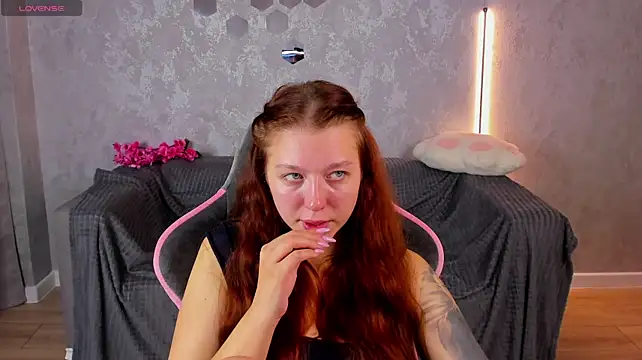 lisaaxfox stripchat live cam model