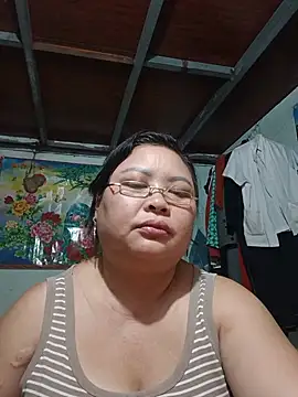 Sella-A stripchat live cam model