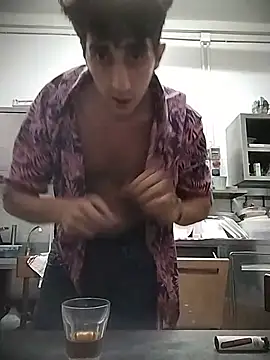 itrenta stripchat live cam model