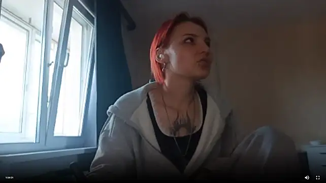 MuggyEpigram stripchat live cam model