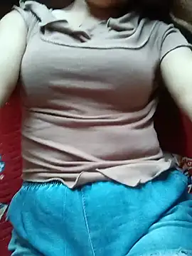 Susu-lovense stripchat live cam model