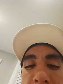 Julianchimador4 stripchat live cam model
