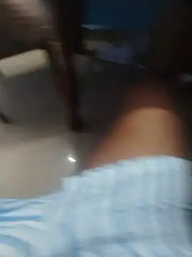 vinoth1983chn stripchat live cam model