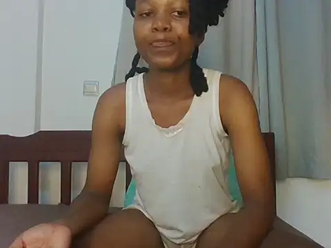 kenyan_curvy stripchat live cam model
