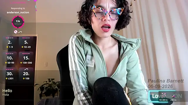 paulinabarnett- stripchat live cam model