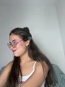 M_iiaa stripchat live cam model