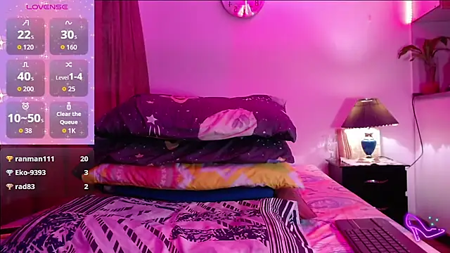 AllysonStonne stripchat live cam model
