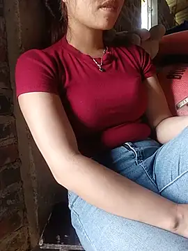 Havana- stripchat live cam model