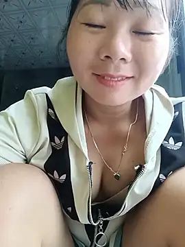 Mun_mun- stripchat live cam model