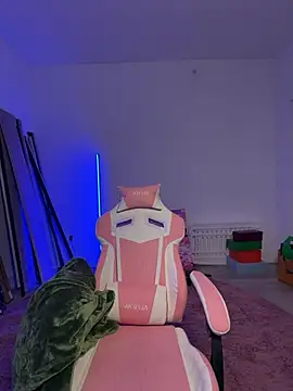 Drekacakez stripchat live cam model