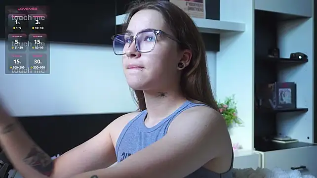 EvaAndLuna stripchat live cam model