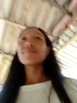 Ozenli- stripchat live cam model