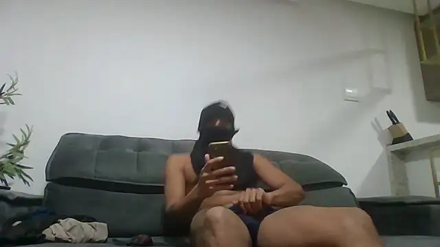 Lekezim stripchat live cam model
