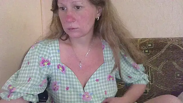 DomixDomi stripchat live cam model