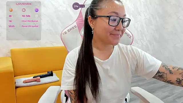 gentle_muse stripchat live cam model