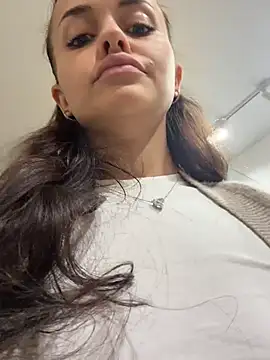 AngelinaTeller stripchat live cam model