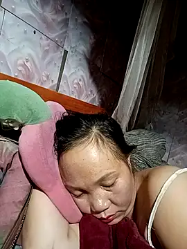 Susi-so stripchat live cam model