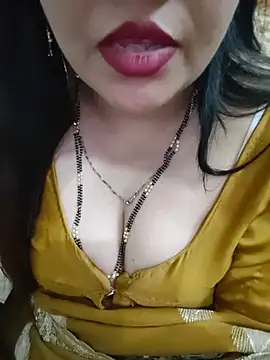 Mayuri77 stripchat live cam model