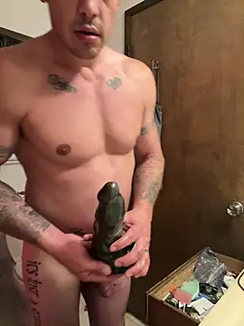 DamienSliick stripchat live cam model