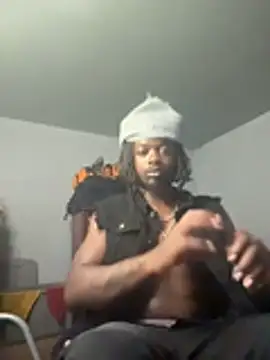 TheMightyDxXx stripchat live cam model