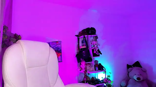 Devil_Kitsa stripchat live cam model