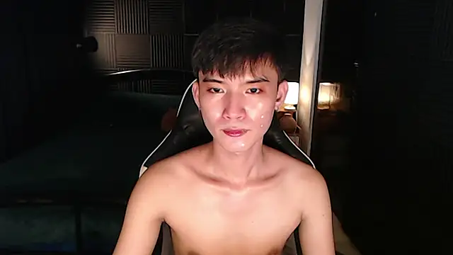 asian_dai stripchat live cam model