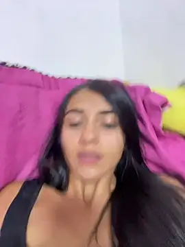 miluwatson stripchat live cam model