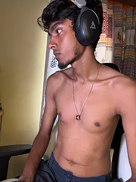 GunSlay stripchat live cam model