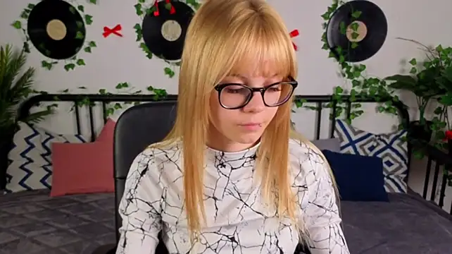 StacyBlakey stripchat live cam model