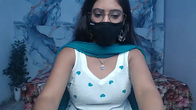 Deevisha-queen stripchat live cam model