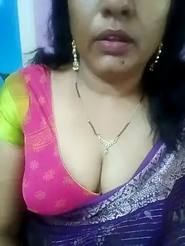 Zaara-Rose stripchat live cam model