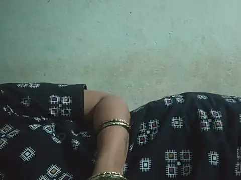 susmitha-telugu stripchat live cam model