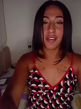 Lohaynne stripchat live cam model