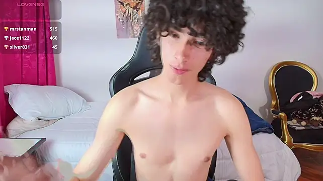 Nude_Boy18 stripchat live cam model