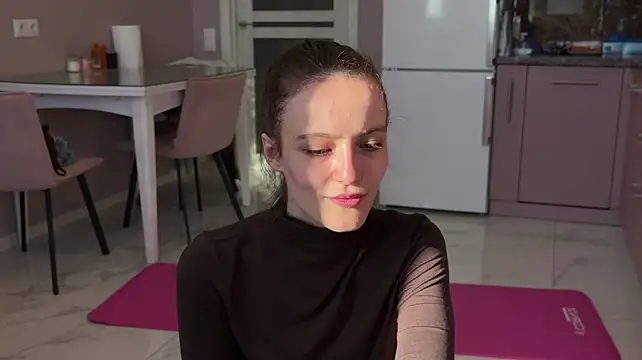 Elena__Elle stripchat live cam model