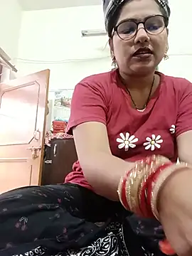Heyy_Anshi stripchat live cam model