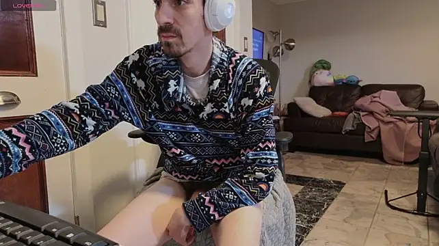 tallnerdyguy stripchat live cam model