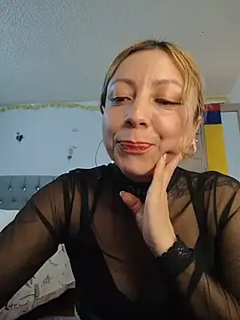 makarenasexyy stripchat live cam model