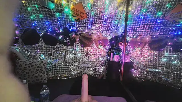 Hunniebunnie78 stripchat live cam model