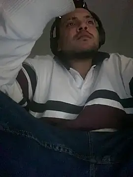 GusanoDelicioso stripchat live cam model