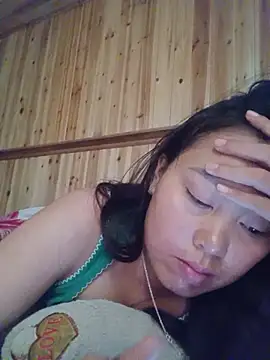 Tina-i stripchat live cam model