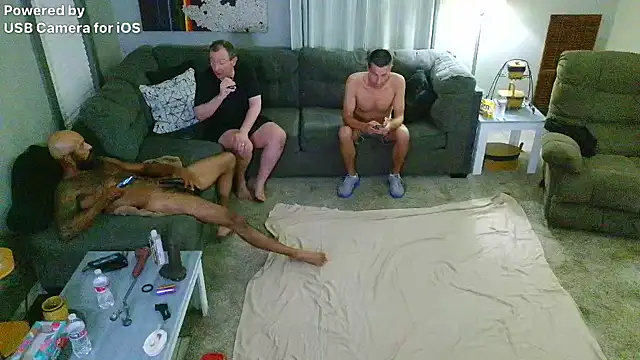thick_d_energy1 stripchat live cam model