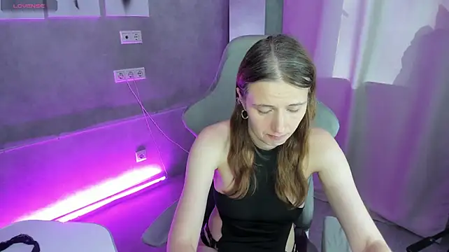 Kathrine-Meyer stripchat live cam model