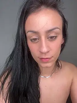 Cristalbucks stripchat live cam model