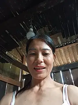 Lily-ly stripchat live cam model