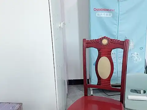 DaXiong_1990 stripchat live cam model