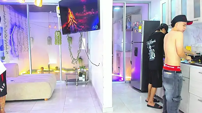 Houseofwarrios stripchat live cam model