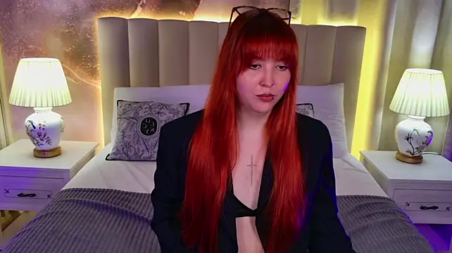 Hyuna_Flowers stripchat live cam model