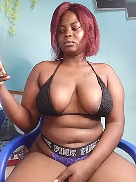freaky_belle stripchat live cam model